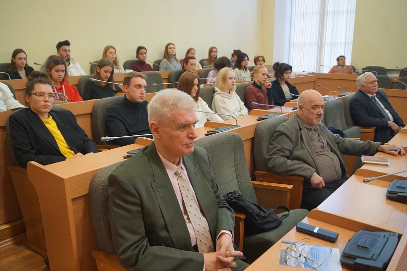 В&nbsp;Санкт-Петербурге прошла конференция по&nbsp;дешифровке древних письменностей