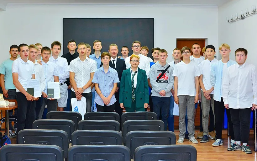 Челябинские студенты &laquo;Профессионалитета&raquo; подписали целевые договоры