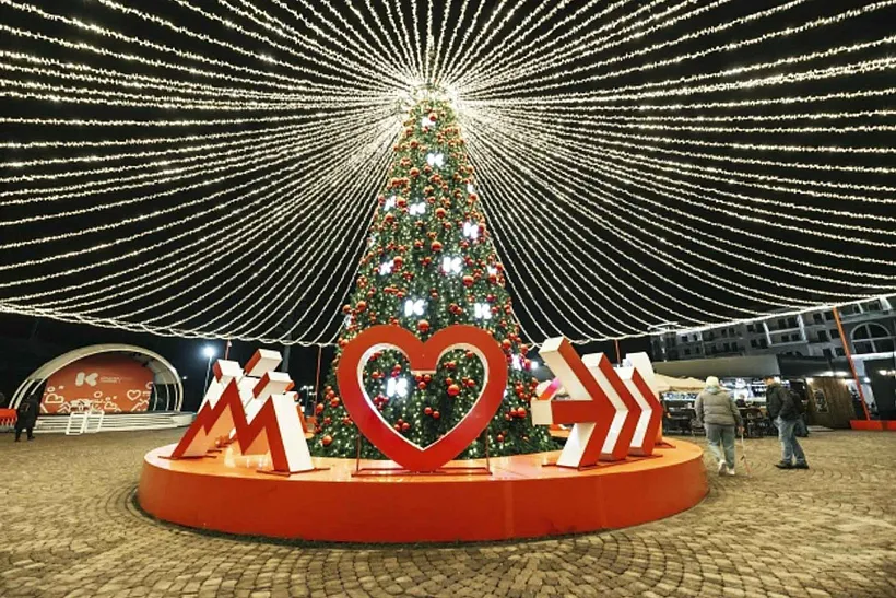 Перед Новым годом в&nbsp;Сочи планируют провести более 250&nbsp;мероприятий