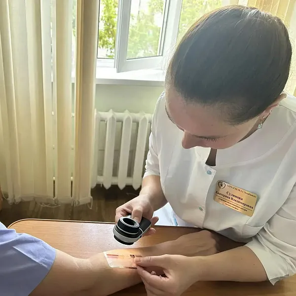 Поликлинику городской больницы Челябинска оснастили дерматоскопом