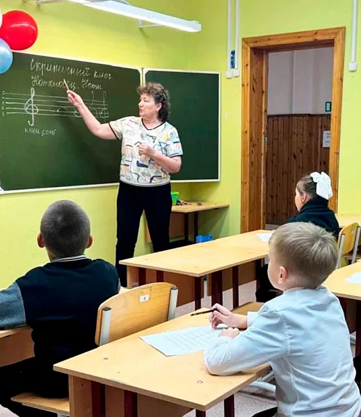 В&nbsp;двух школах Сургутского района Югры открыли классы искусств