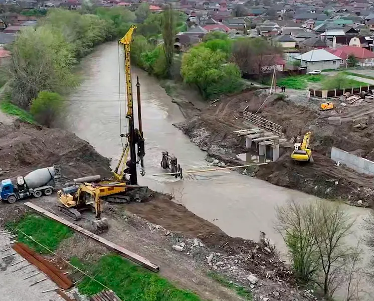 В&nbsp;Грозном реконструируют мост через реку Сунжу