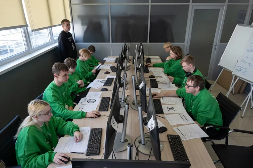 В&nbsp;Приморье прошли соревнования профессионалов по&nbsp;лазерным технологиям