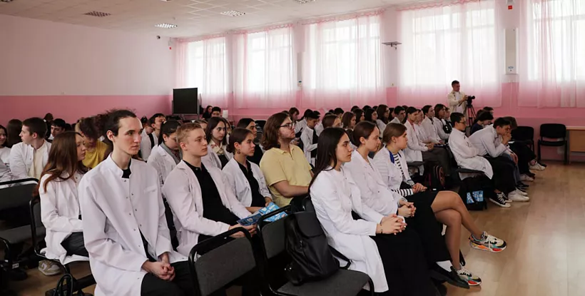 Тюменские школьники узнали о&nbsp;квантовых вычислениях на&nbsp;&laquo;Уроке цифры&raquo;