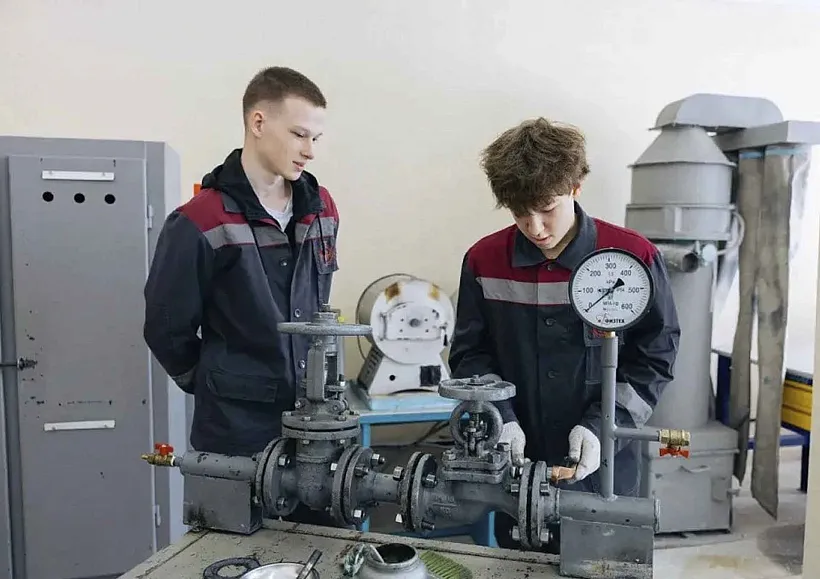 Восьмиклассники из&nbsp;Нижнекамска освоили первую профессию