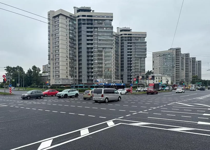 В&nbsp;Петербурге обновили Гамбургскую площадь и&nbsp;проспект Обуховской Обороны