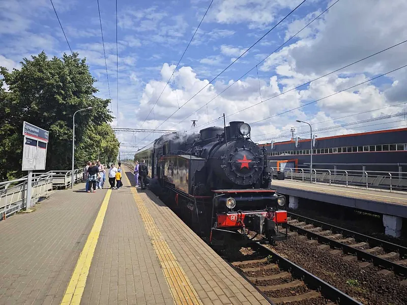 Туристический паровоз &laquo;Малютка&raquo; совершил первый рейс в&nbsp;Нижнем Новгороде