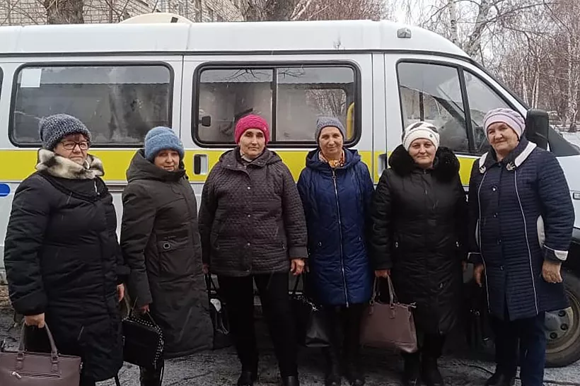 Около 300&nbsp;пенсионеров Бурлинского района Алтая доставили на&nbsp;диспансеризацию