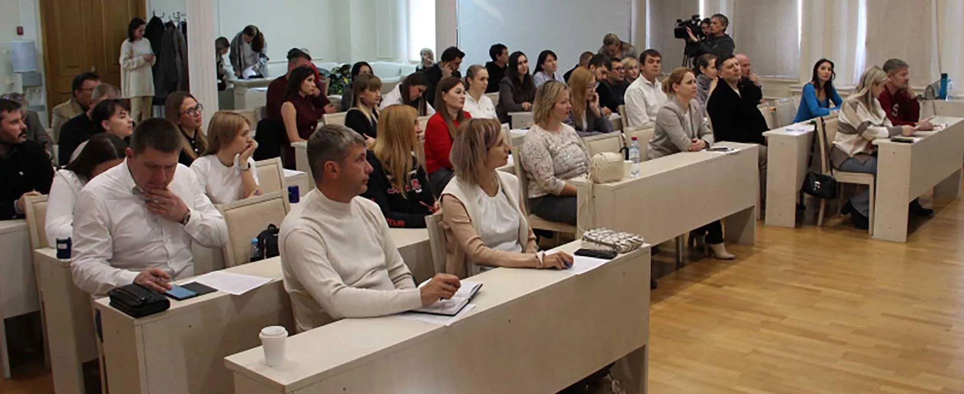  Администрации Главы Республики Мордовия и Правительства Республики Мордовия