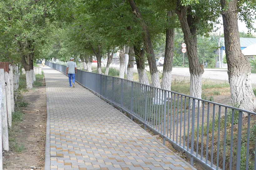 В&nbsp;Палласовке Волгоградской области благоустраивают улицу Ленина