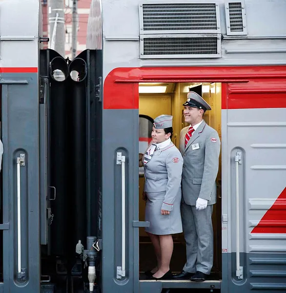 Через Ростовскую область снова начал курсировать поезд &laquo;Цветущая степь&raquo;