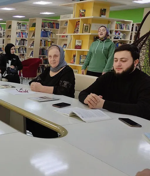 В&nbsp;библиотеке чеченской станицы Каргалинской прошел литературный обзор