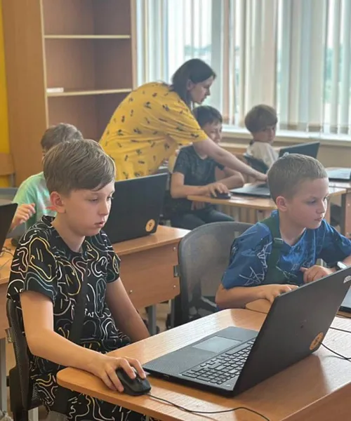Об&nbsp;ИТ-профессиях и&nbsp;технологиях узнали школьники Хабаровского края