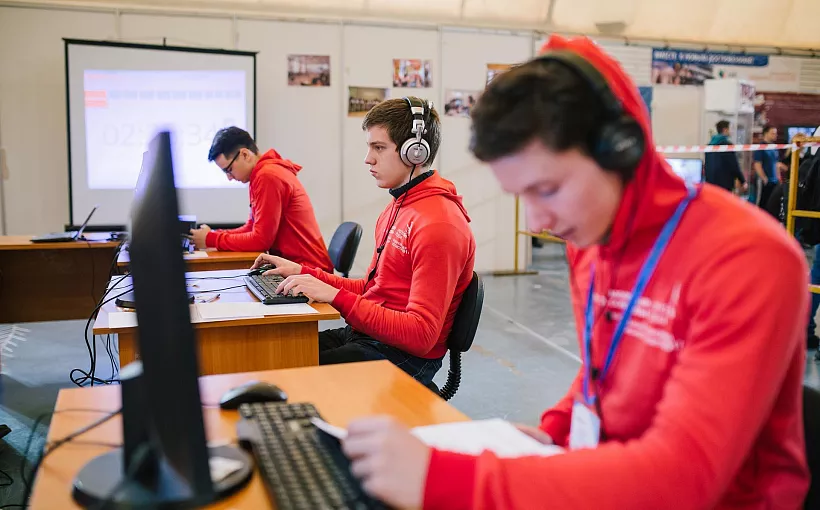 IT-профессии: как&nbsp;государство растит специалистов сферы ИИ