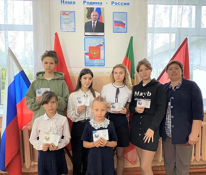 Школьникам Бузулукского района Оренбургской области вручили знаки ГТО