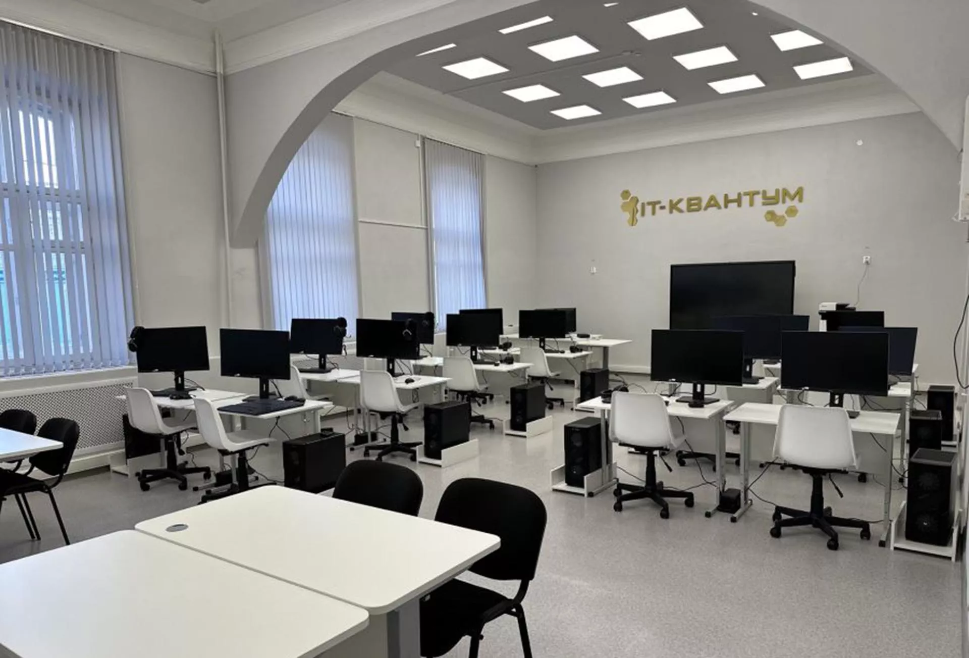 Департамент информационной политики Свердловской области