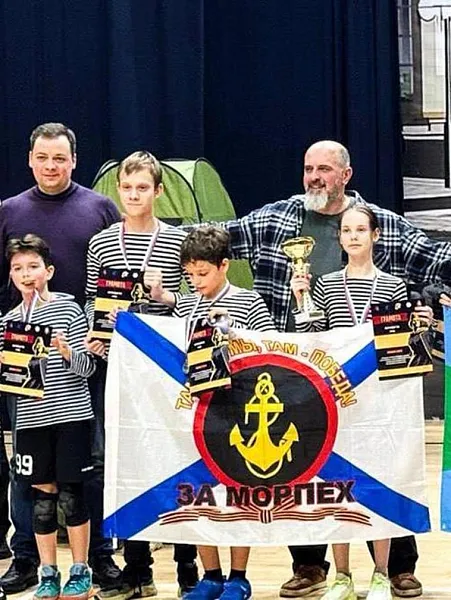 Подмосковные юнармейцы победили на&nbsp;соревнованиях по&nbsp;лазертагу