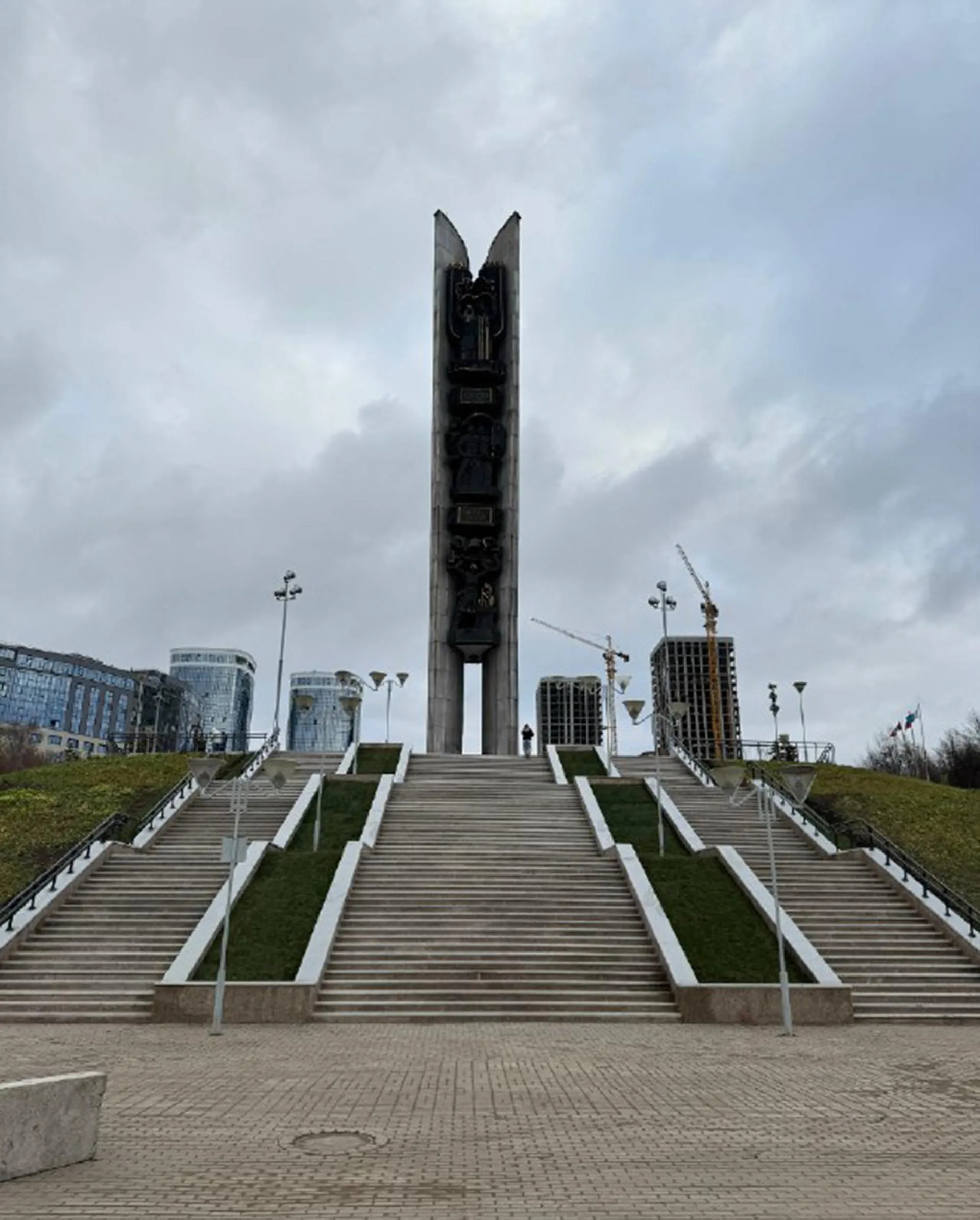 В&nbsp;Ижевске отремонтировали эспланаду от&nbsp;монумента &laquo;Навеки с&nbsp;Россией&raquo;