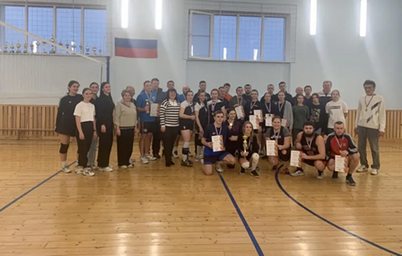 В&nbsp;Горшеченском районе Курской области прошел турнир по&nbsp;волейболу