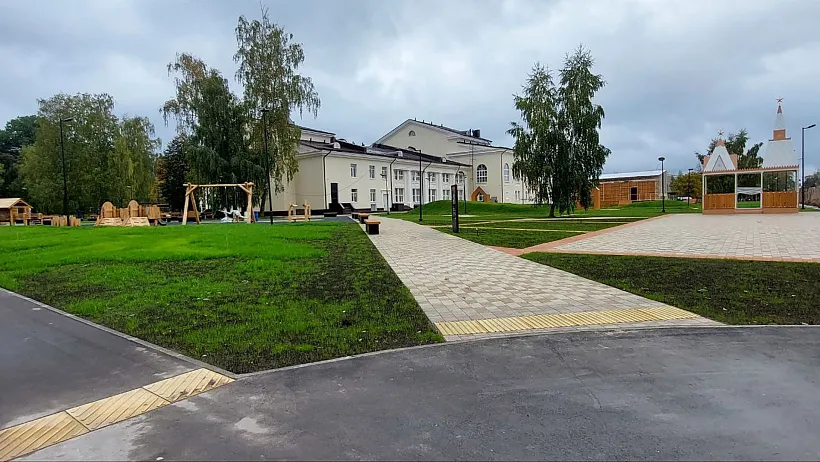 В&nbsp;тульском городе Алексине идет благоустройство территории Дворца культуры