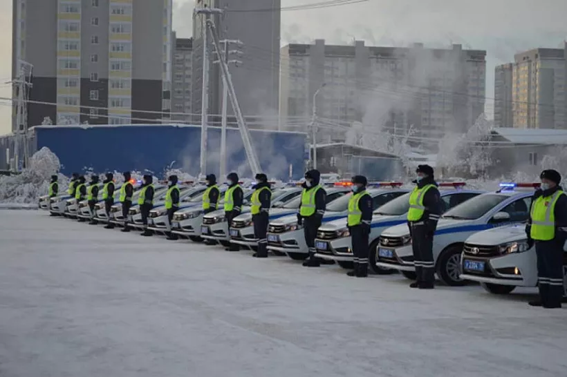 Автопарк Госавтоинспекции Якутии пополнился 33&nbsp;патрульными машинами