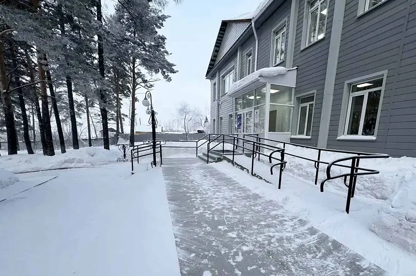 В&nbsp;Киренске Иркутской области преобразили территорию детской школы искусств