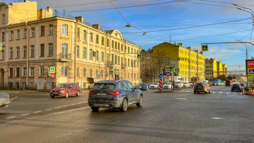 На&nbsp;набережной Обводного канала в&nbsp;Петербурге обновили три дорожных участка