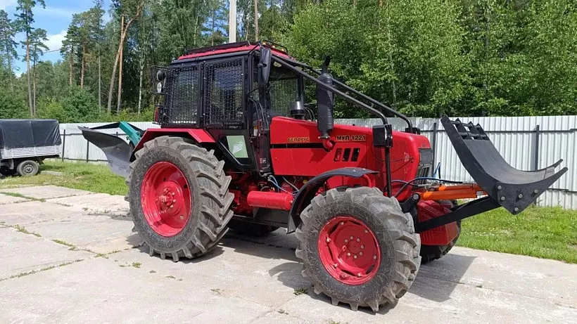 Автопарк лесопожарной техники Подмосковья пополнился трактором