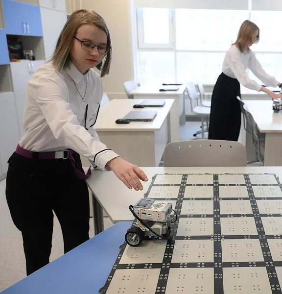В&nbsp;двух школах Колпинского района Петербурга открылись профильные классы