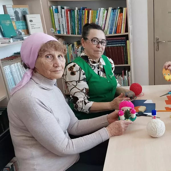 Для&nbsp;пенсионерок Татарстана провели мастер-класс по&nbsp;изготовлению игольниц