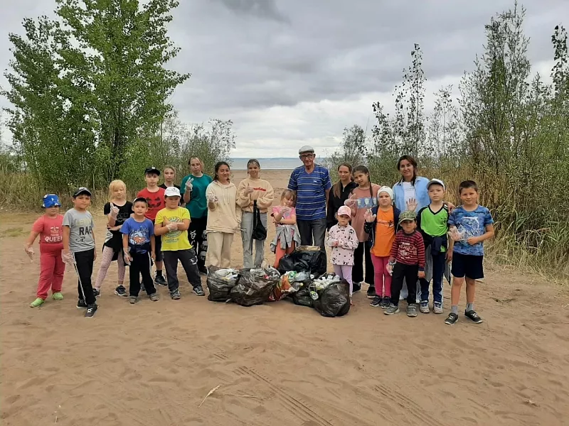 Воспитанники приюта в&nbsp;Татарстане очистили от&nbsp;мусора часть берега реки Камы