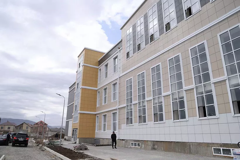 В&nbsp;Махачкале открыли новую школу на&nbsp;1224&nbsp;места