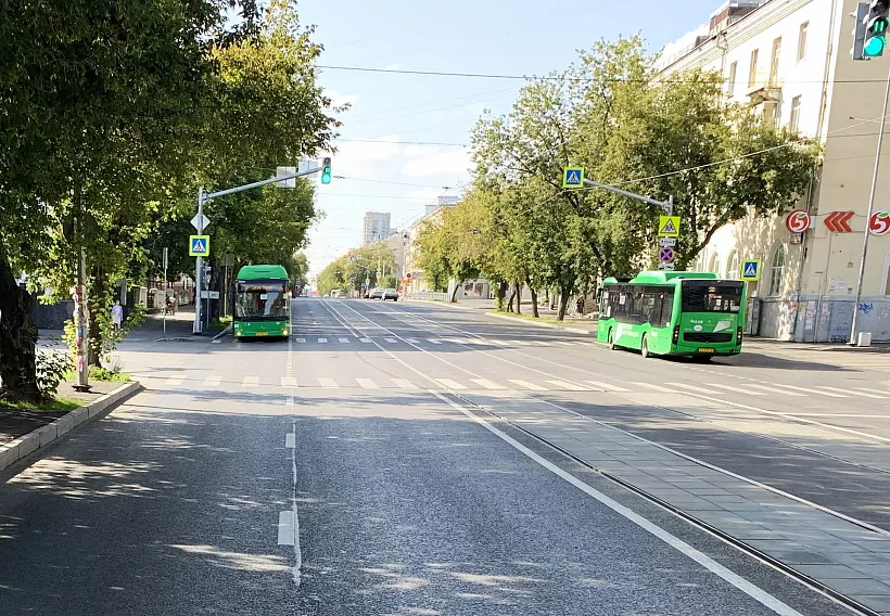 В&nbsp;Екатеринбурге обновили участок улицы 8&nbsp;Марта