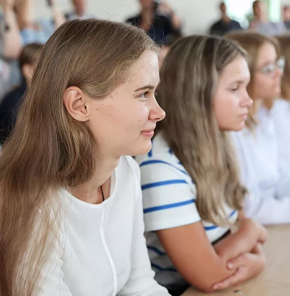 Школьникам из&nbsp;поселка Красногвардеец в&nbsp;Оренбуржье рассказали о&nbsp;бизнесе