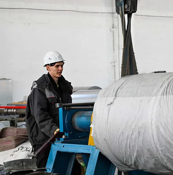 В&nbsp;Симферополе на&nbsp;заводе кровельных материалов повысят эффективность работы