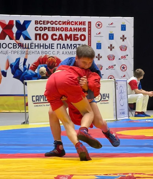 В&nbsp;Саратове прошел Всероссийский турнир по&nbsp;самбо памяти Султана Ахмерова