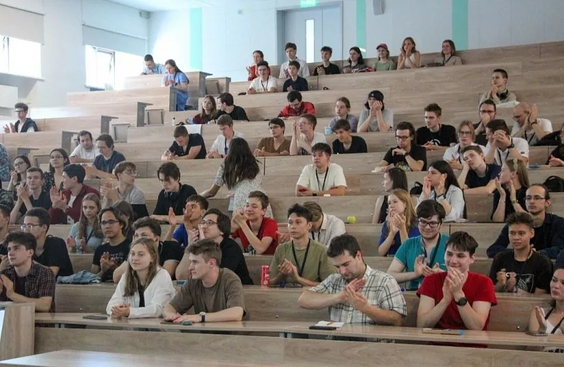 В&nbsp;Новосибирске планируют создать слышащий и&nbsp;видящий искусственный интеллект