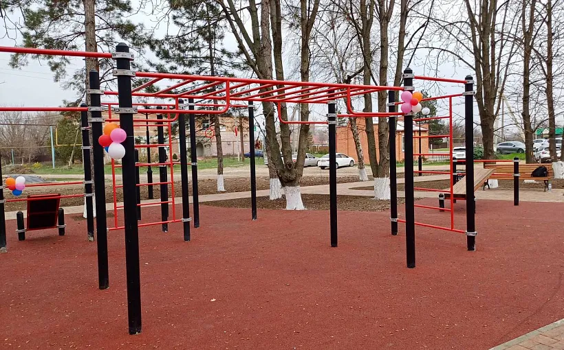 В&nbsp;кубанской станице Шкуринской открыли благоустроенную парковую зону