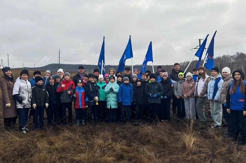 В&nbsp;поселке Тюльган Оренбургской области высадили 300&nbsp;молодых сосен