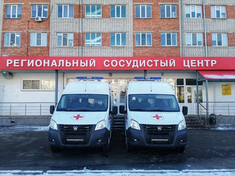 Ейская районная больница на&nbsp;Кубани получила два автомобиля скорой помощи