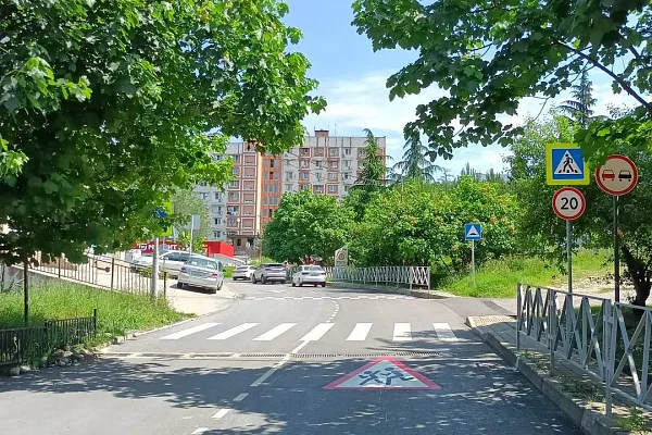 В&nbsp;Адлерском районе Сочи продолжается ремонт улицы Лесной