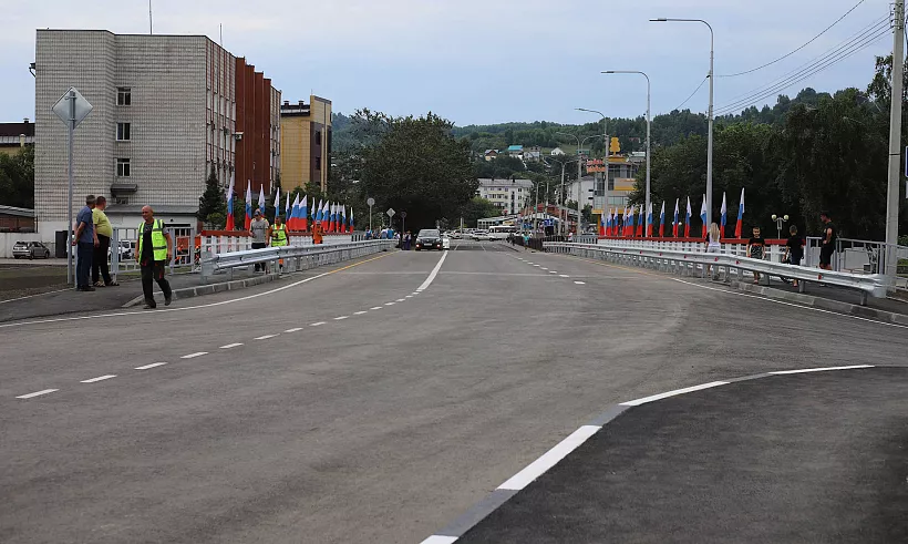 В&nbsp;Горно-Алтайске открыли после капремонта мост через реку Майму