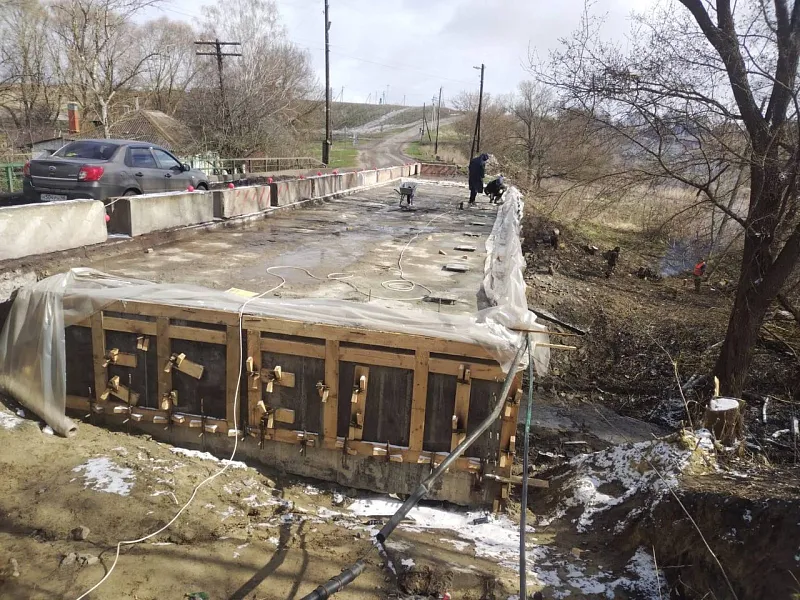 В&nbsp;курском городе Фатеж к&nbsp;августу обновят мост через ручей Фатежик