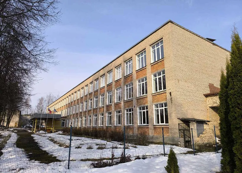 В&nbsp;поселке Локня в&nbsp;Псковской области до&nbsp;конца года отремонтируют школу