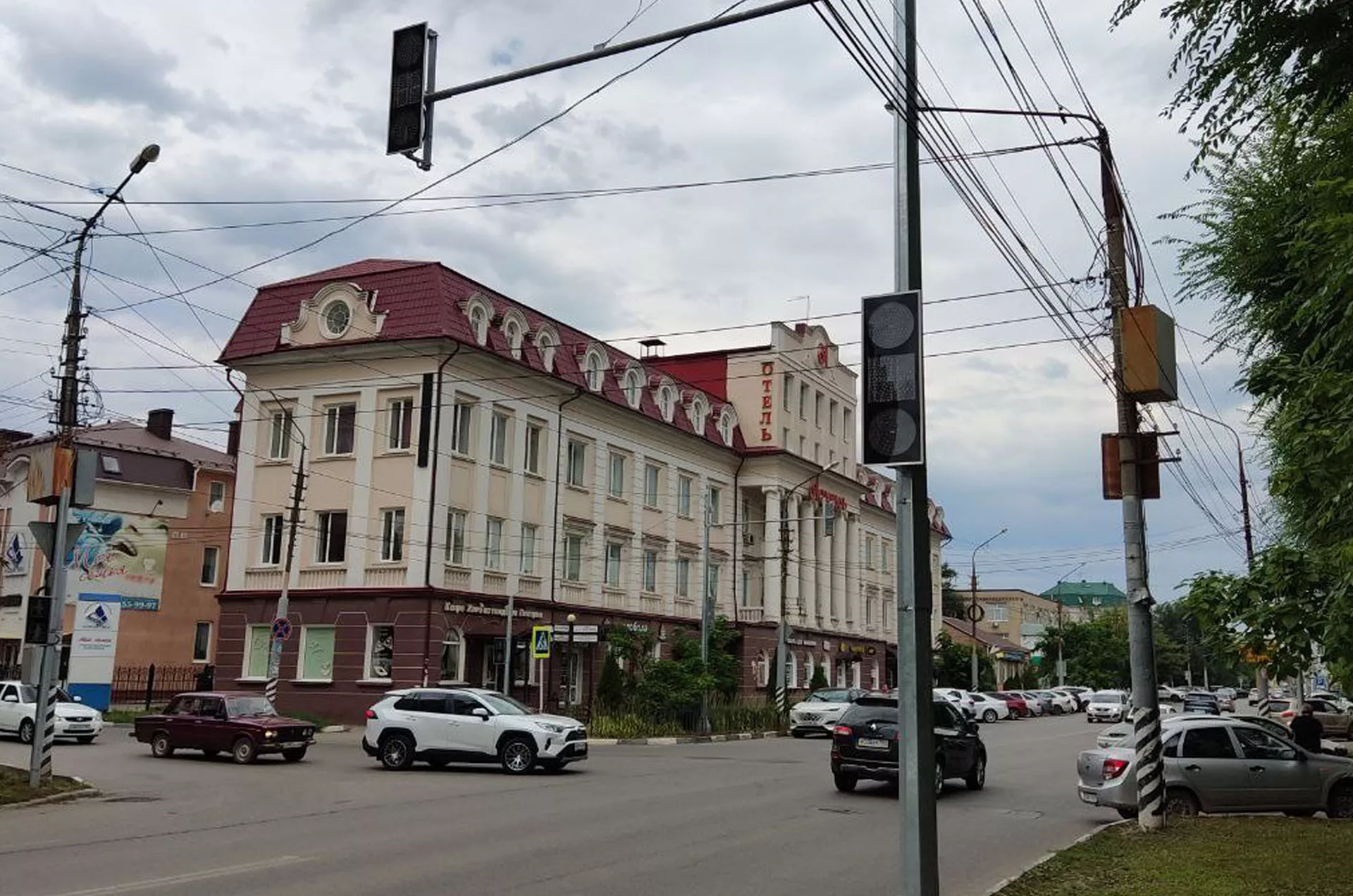 В&nbsp;Энгельсском районе Саратовской области отремонтировали более 21&nbsp;км дорог