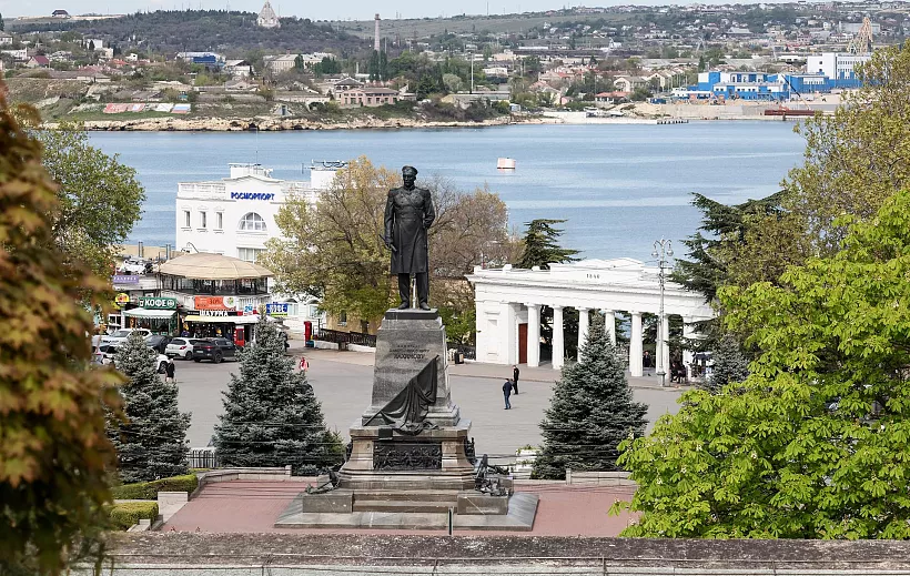 В&nbsp;парках и&nbsp;скверах Севастополя отреставрируют элементы благоустройства