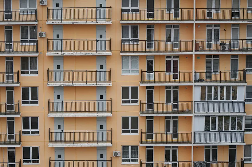 Около 2&nbsp;тысяч жителей Красноярского края переселят из&nbsp;аварийных домов