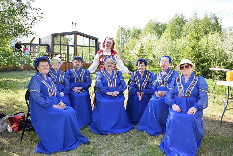 В&nbsp;свердловском городе Верхотурье отметили праздник цветения яблонь