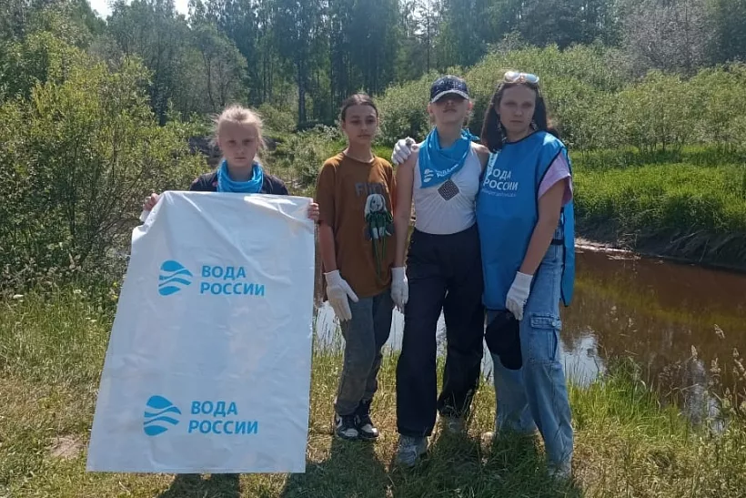 В&nbsp;Кировском районе Ленобласти очистили берега реки Назии