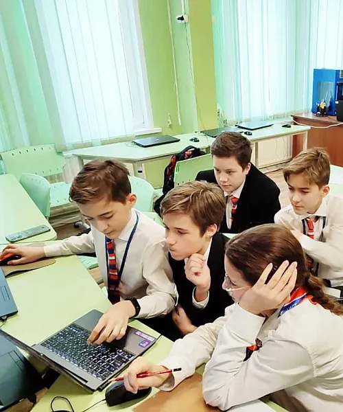 Команда школы № 644&nbsp;Петербурга победила на&nbsp;турнире &laquo;Инженерное наследие&raquo;